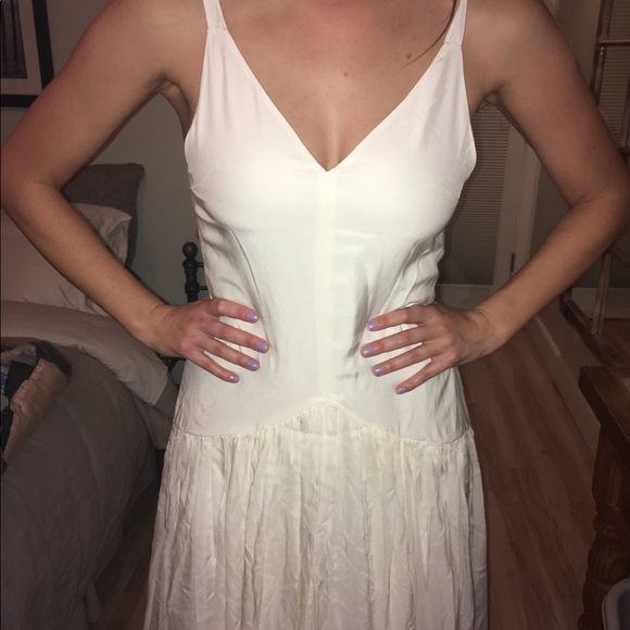 Stunning Leanne Marshall Bridal Gown, sz S - Picture 7 of 8